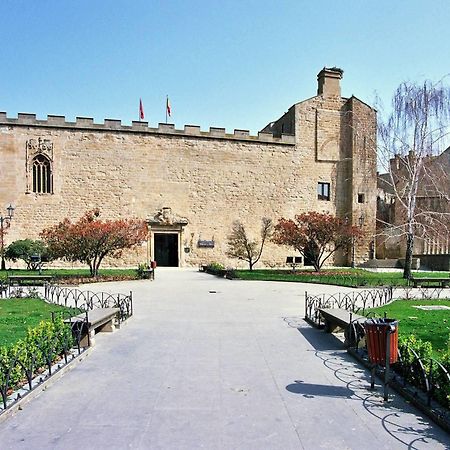 Parador De Olite Exterior foto