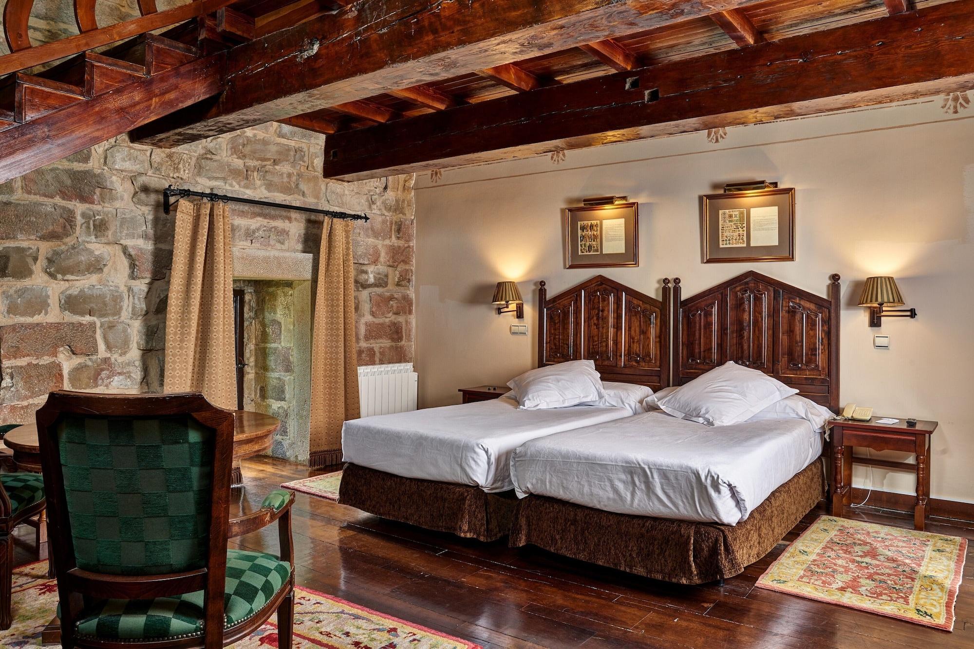 Parador De Olite Exterior foto